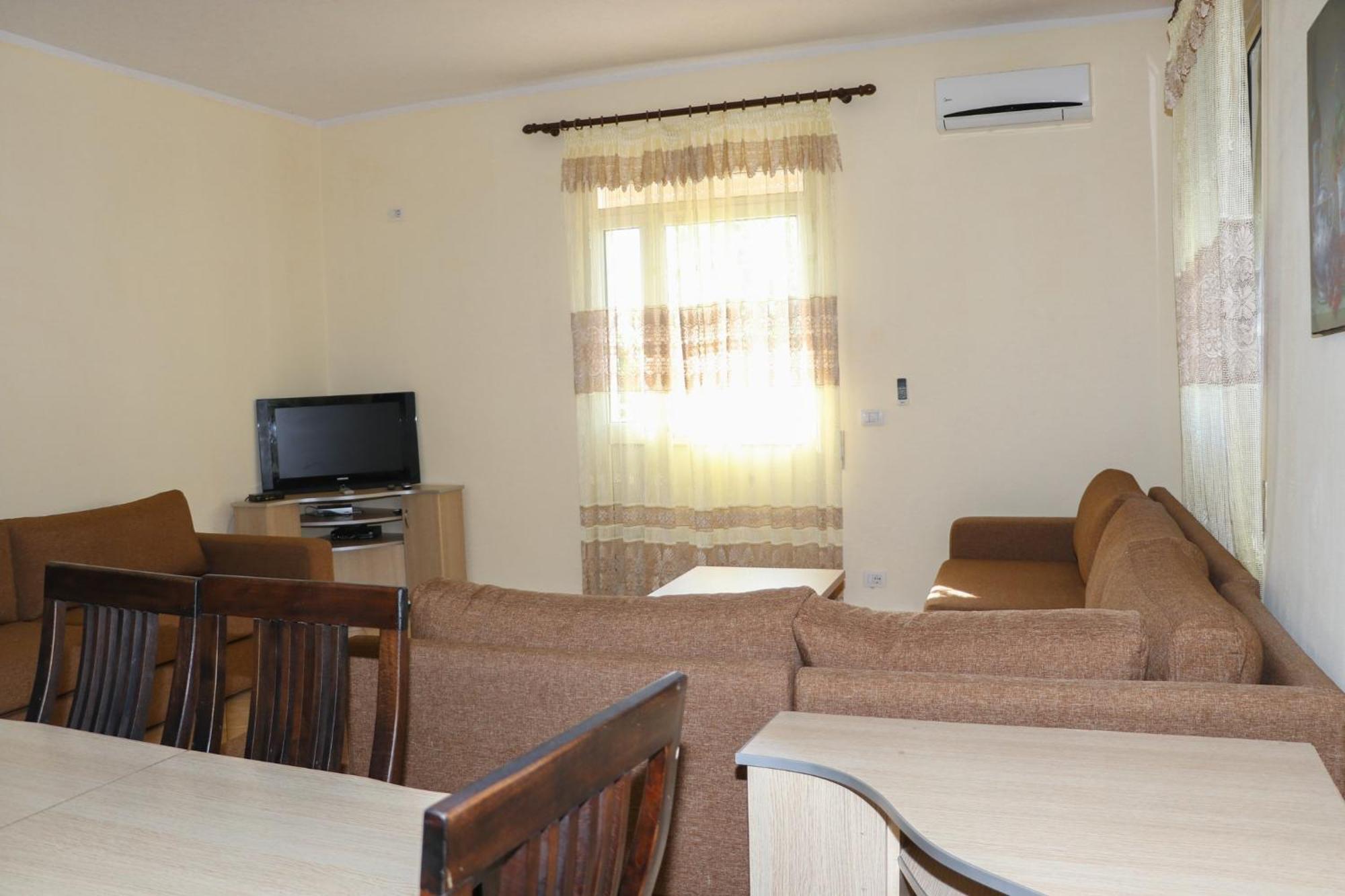 Hotel As Baks-Rrjoll ชโคเดอร์ ภายนอก รูปภาพ
